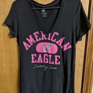 American Eagle Woman's tee size large